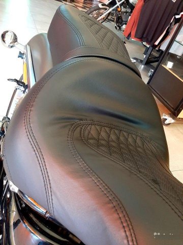 Harley-Davidson Fat Boy 107