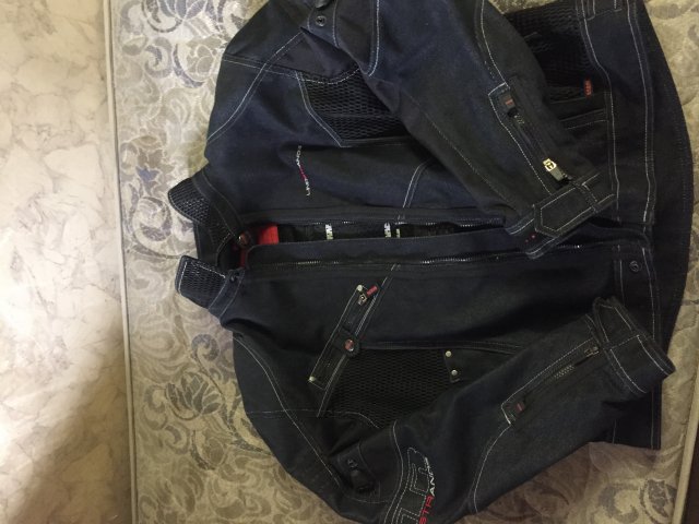 Продам мотокуртку LindSTRands