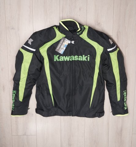 Мотокуртка, защита в комплекте