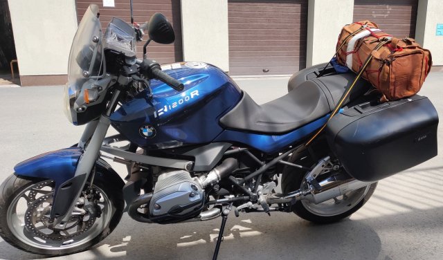 R1200R