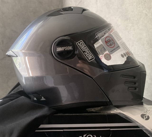 Новый шлем Simpson Darksome (M)