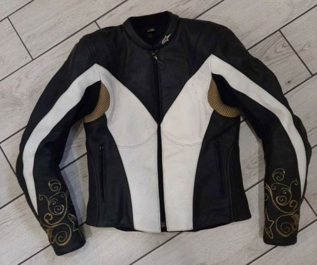 Женская мотоэкипировка Alpinestars