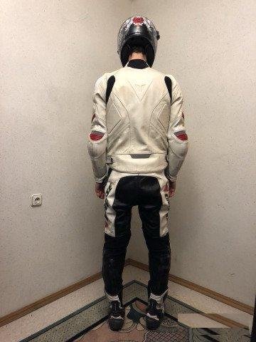 Раздельный комбез Dainese