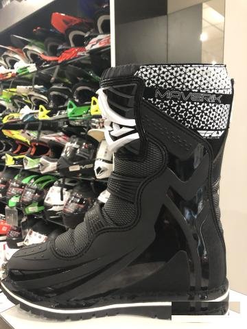 Fly Racing кроссовые