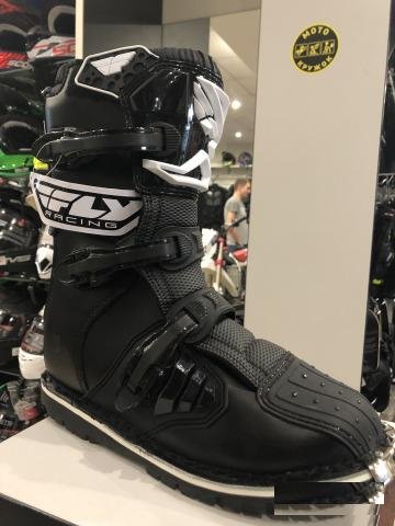 Fly Racing кроссовые