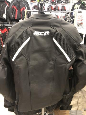 Кожаная мотокуртка MCP