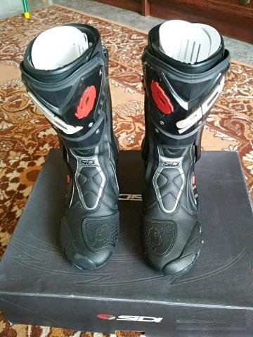 Мотоботы sidi