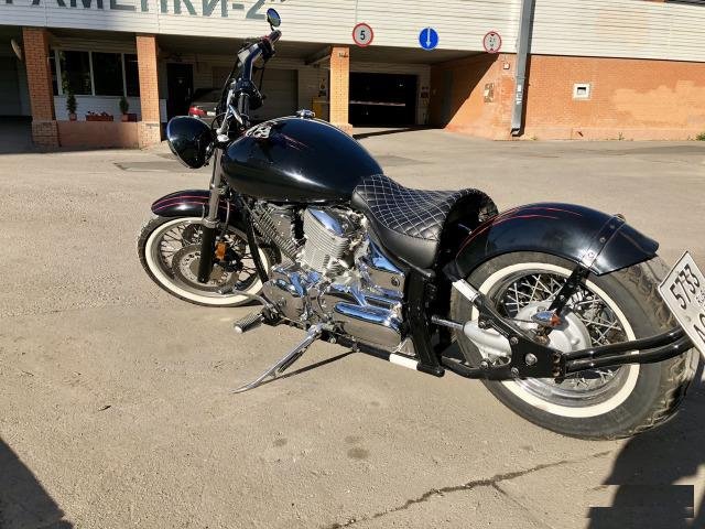 Yamaha xvs 1100 custom