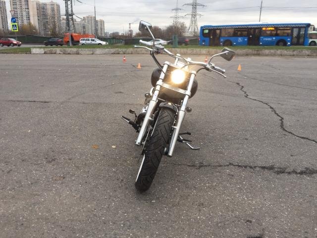 Yamaha dragstar bobber