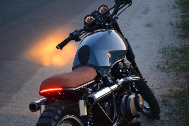 Suzuki GSX 400 E Katana