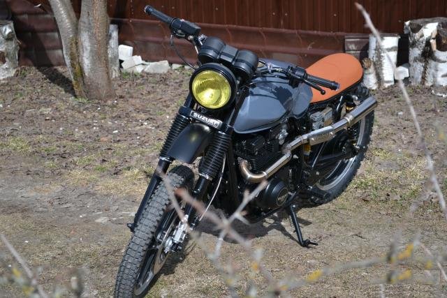 Suzuki GSX 400 E Katana