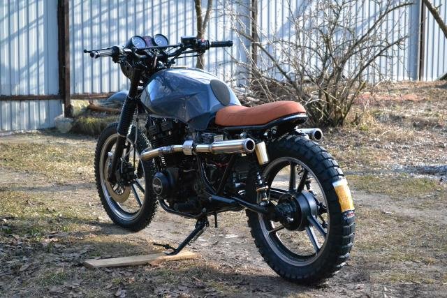 Suzuki GSX 400 E Katana