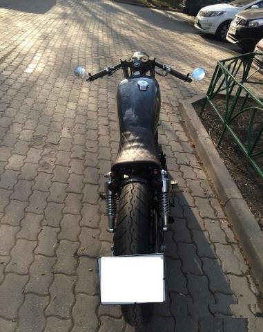 Кастом-байк Yamaha sr 400 (cafe racer)