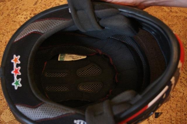 Продам шлем Arai
