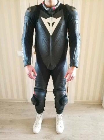 Экипировка dainese (комбинезон дайнез)