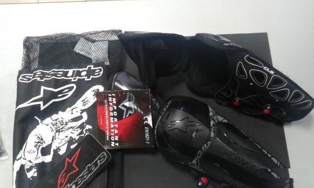 Наколенники Alpinestars мотонаколенники