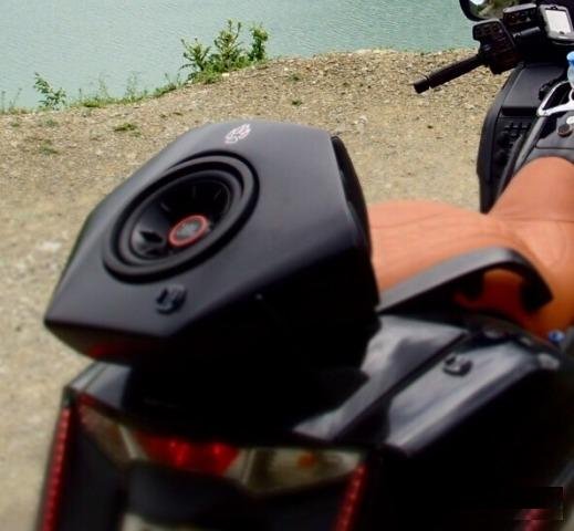Сабвуфер Honda Goldwing, Harley Davidson