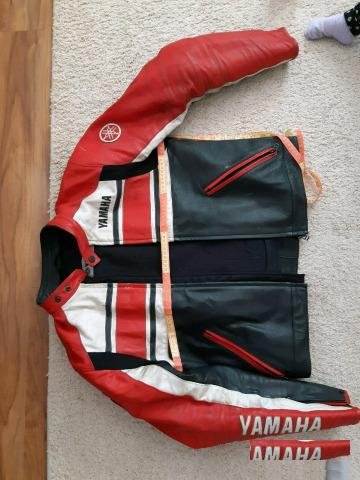 Мотокуртка yamaha