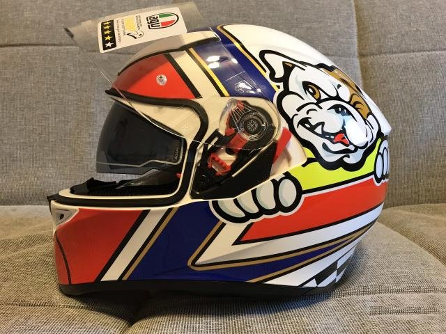 Мотошлем AGV