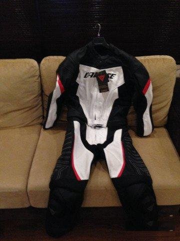 Комбинезон Dainese