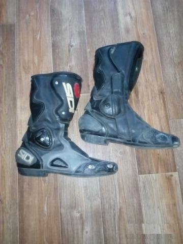 Мотокостюм IXS и боты Sidi