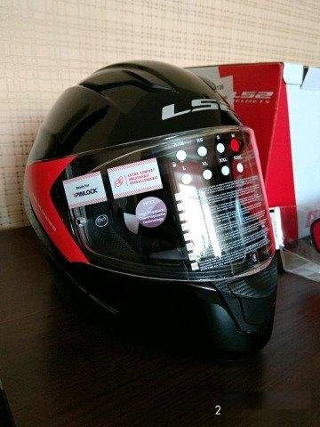 Мотошлем LS2
