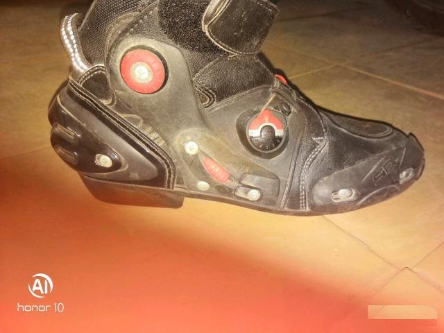 Мотоботы sidi
