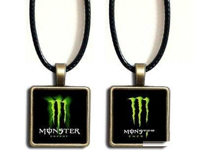 Мото кулон Monster Energy