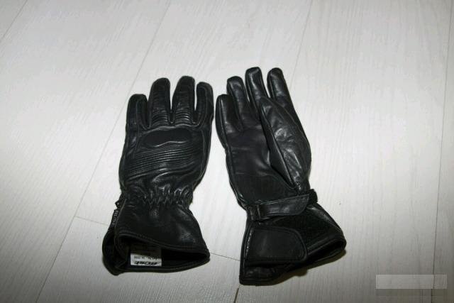 Женские мотоперчатки buse