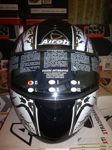 Мотошлем Airoh Aster-X Batterflay Violet XS и S