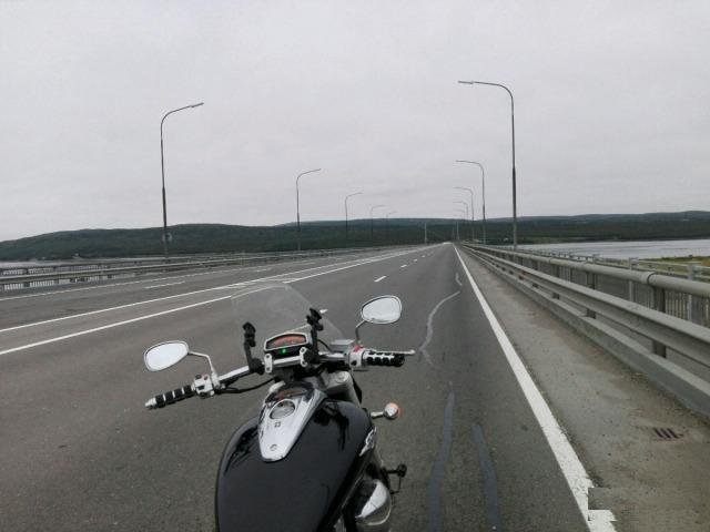 Ветровое стекло MRA универсальное высокое
