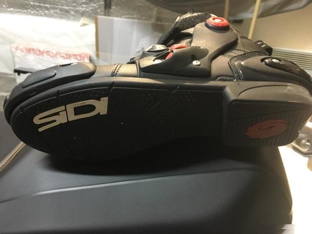 Продам мотоботы sidi