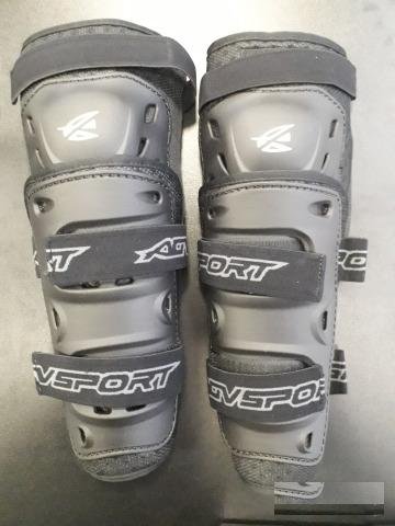 Защита колена agvsport