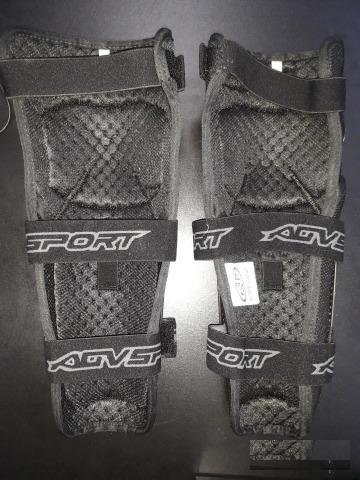 Защита колена agvsport