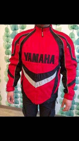 Мотокуртка yamaha