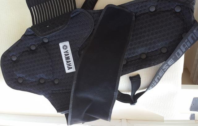 Yamaha защита спины оригинал Dainese Ergonomic HPC