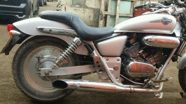 Мотоцикл Honda VT 250 CR magna
