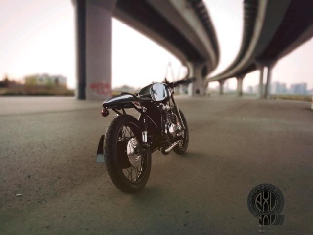 Каферейсер на базе kawasaki kz440