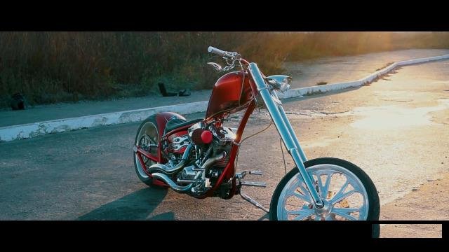 Custom chopper ultima 127 "