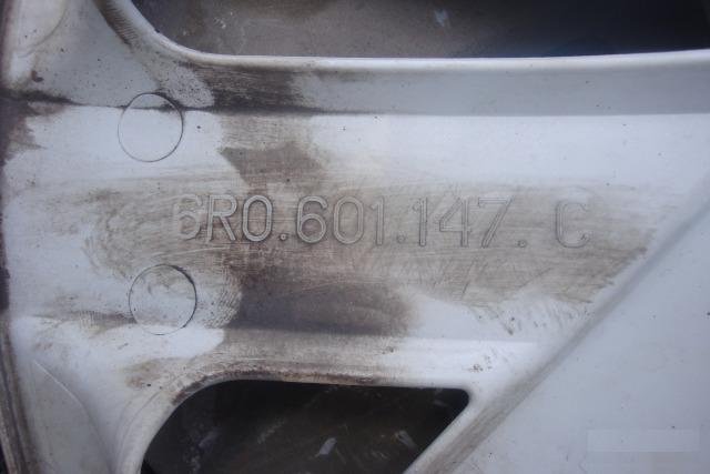Колпак фольксваген поло 6R0601147C