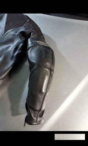 Женский кожаный мото костюм Dainese
