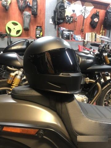 Продам мотошлем Bell Eliminator M/L