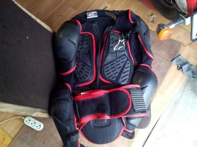 Черепаха Alpinestars bionic jacket