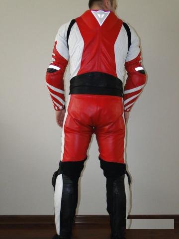 Мотокостюм dainese