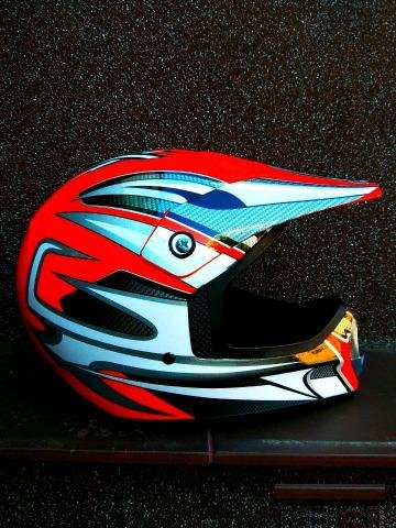Детский кроссовый шлем "madhead"