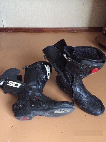 Мотоботы sidi