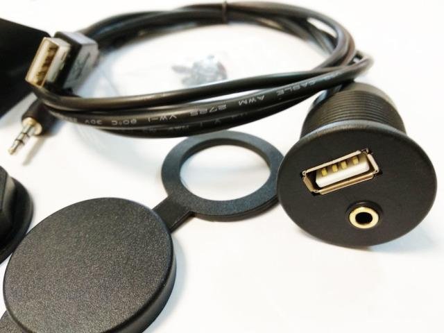 Гнездо USB+AUX универсальное