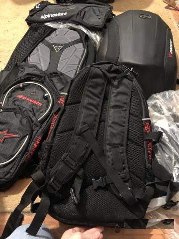 Моторюкзак Alpinestars и тд