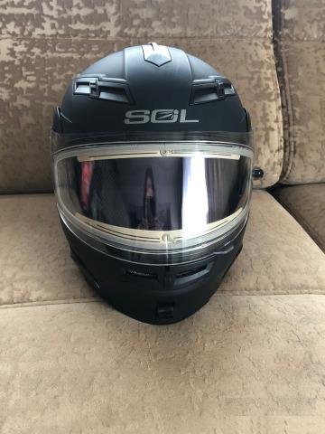 Продам шлем SOL модуляр с обогревом SM-2 black MAT