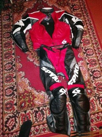 Костюм